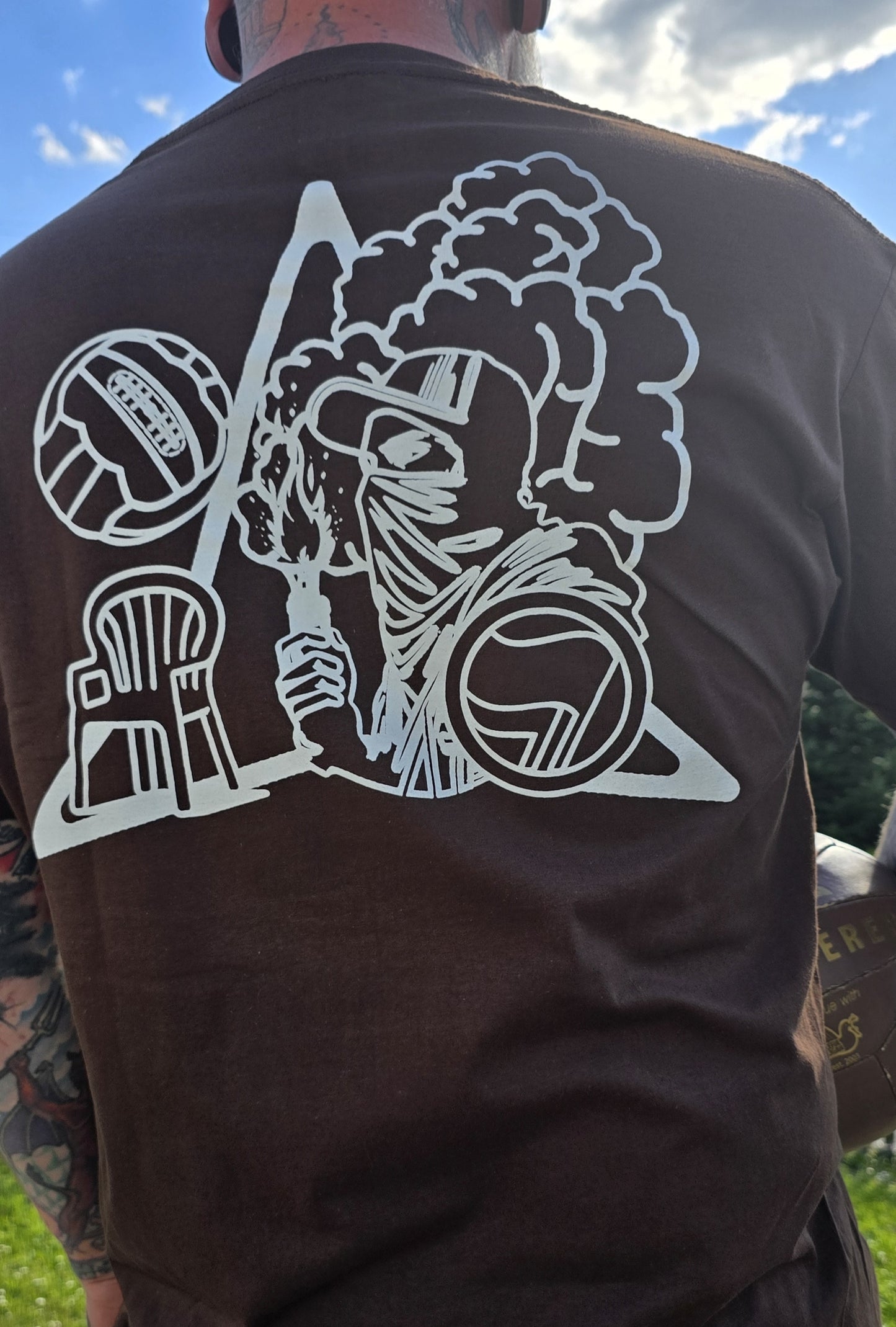 Trouble Shirt (Weiß/Braun) Limited Edition 50 Pcs
